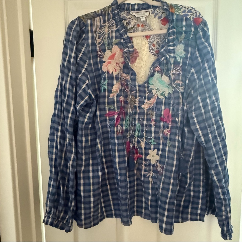 Johnny Was Floral Embroidered Blouse